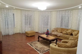 3-к. квартира, 98,4 м², 2/8 эт.