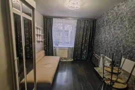 Комната 12 м² в 8-к., 1/5 эт.