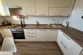 2-к. квартира, 50 м², 12/12 эт.