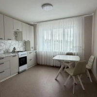 1-к. квартира, 38 м², 1/10 эт.